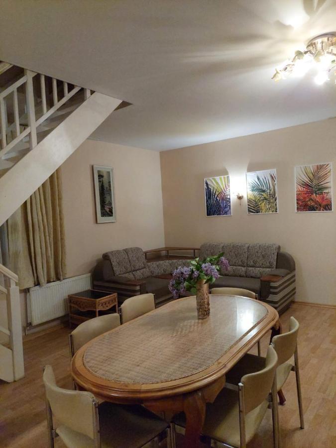 Cottages Delloress Jūrkalne エクステリア 写真